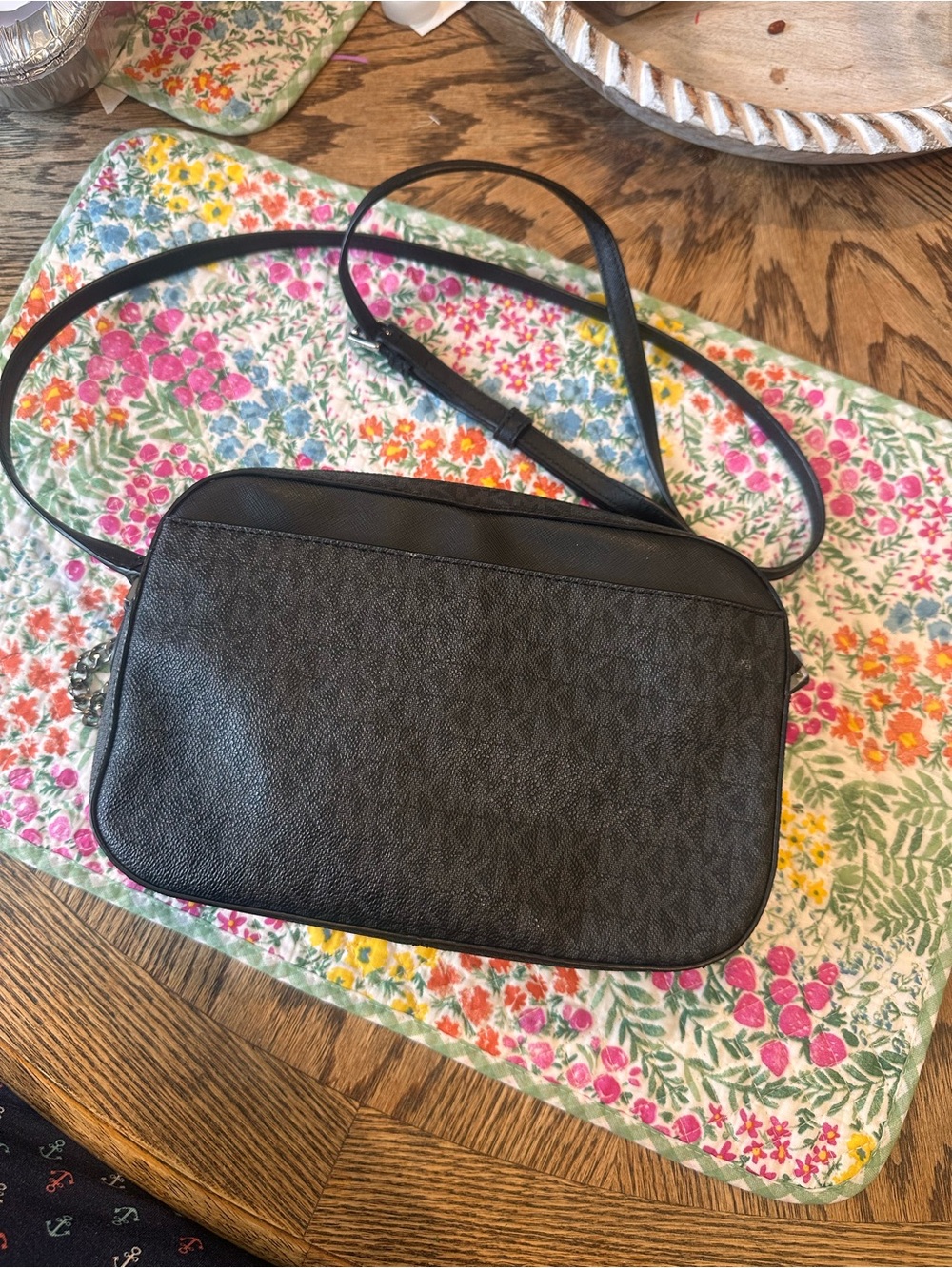 Michael Kors Jet Set Large Crossbody Bag Black Signature Logo Chain Detail - Picture 2 of 13